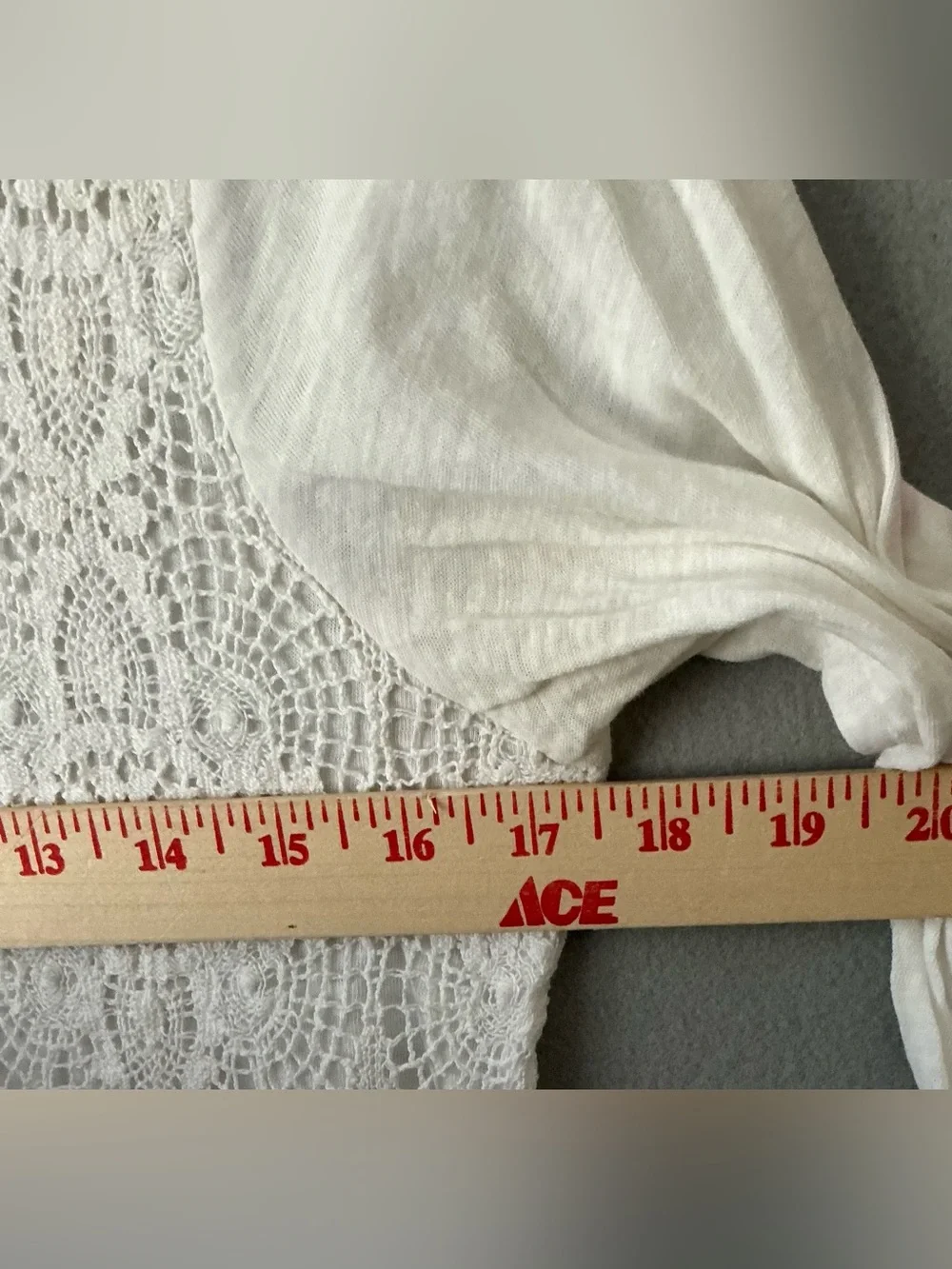 J CREW White Crochet Lace Front Fringe Hem Top Scoop Neck Long Sleeve L Boho
